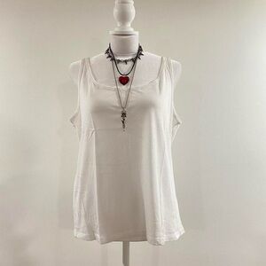 5/$25 White Sleeveless Top